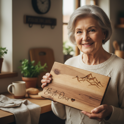 Personalisiertes Brotzeitbrett Akazie Mama & Oma 👵 | Gravur Name & Motiv | Geschenk Muttertag