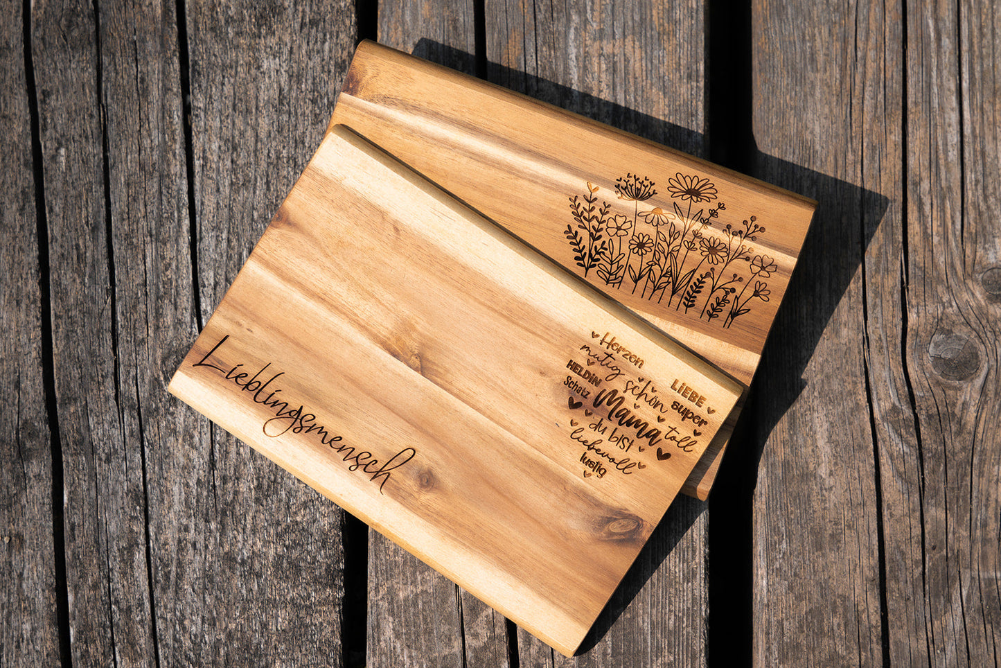 Brotzeitbrettl Akazie Mama / Oma 👵 👱‍♀️  -verschiedene Motivauswahl-